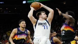 MGM MACAU Casino Hotel 7 2022 Playoffs Booker leads Suns over Mavericks
