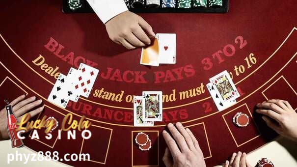 Ang Blackjack ay isa sa mga pinakamadaling laro sa casino na laruin at maunawaan. Sa katunayan, mula sa isang purong tuntunin ng pananaw, madaling sundin ang mga pangunahing prinsipyo ng kung ano ang nangyari at kung paano ito nangyari.