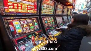 918Kiss Casino introduction 8 Dive into the thrilling world of Lucky Cola Online Casino, where you can download and enjoy over 700 games right at your fingertips.